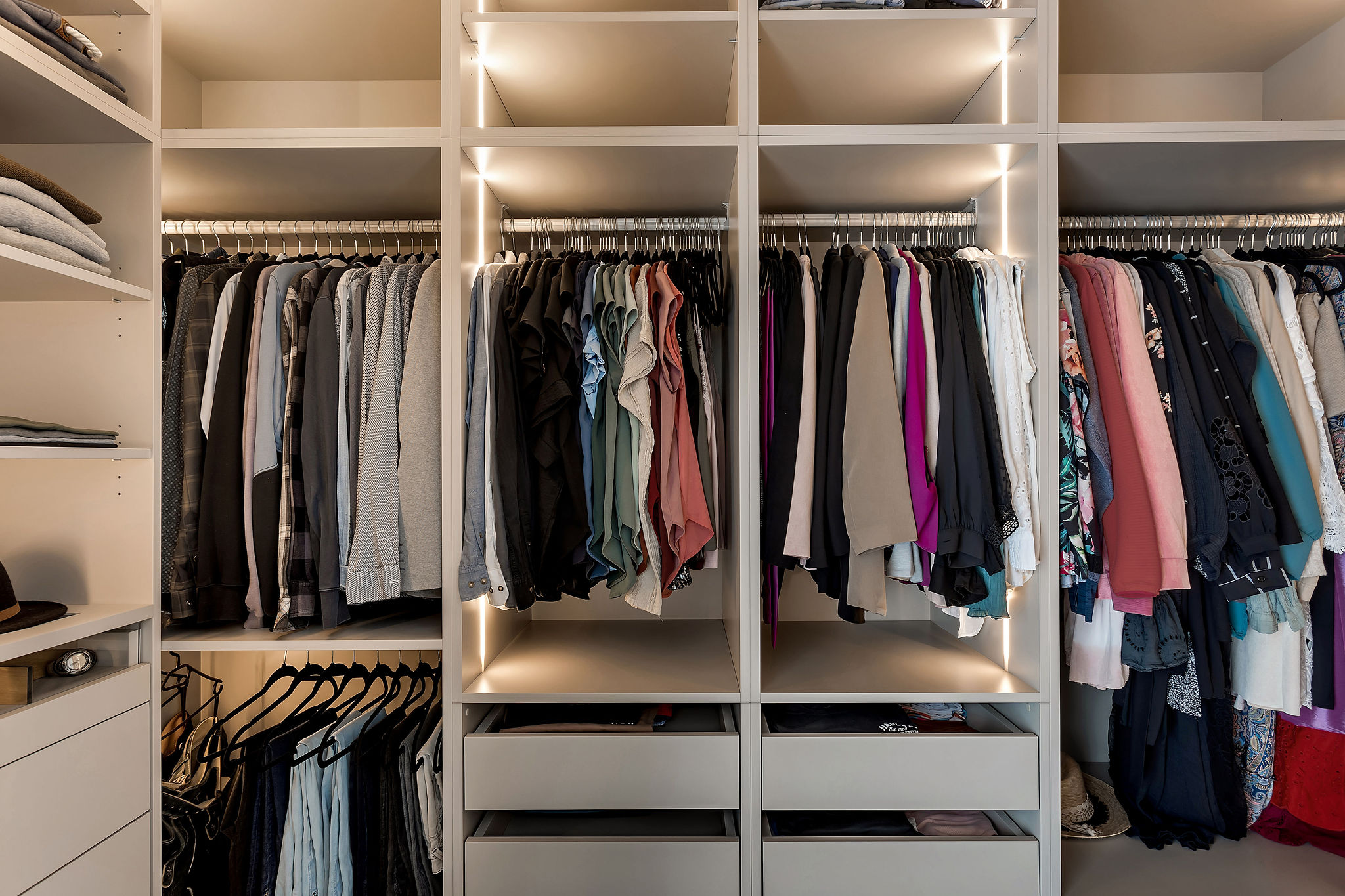Wardrobe S