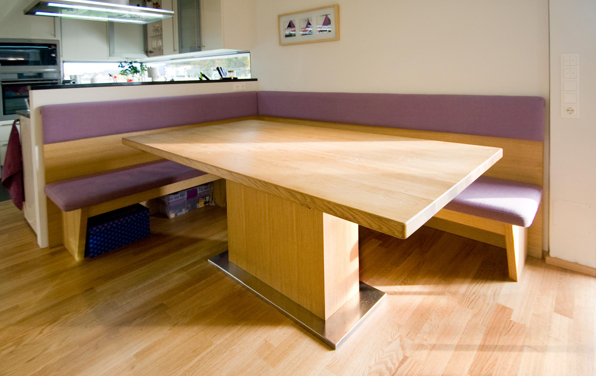 Viola Table